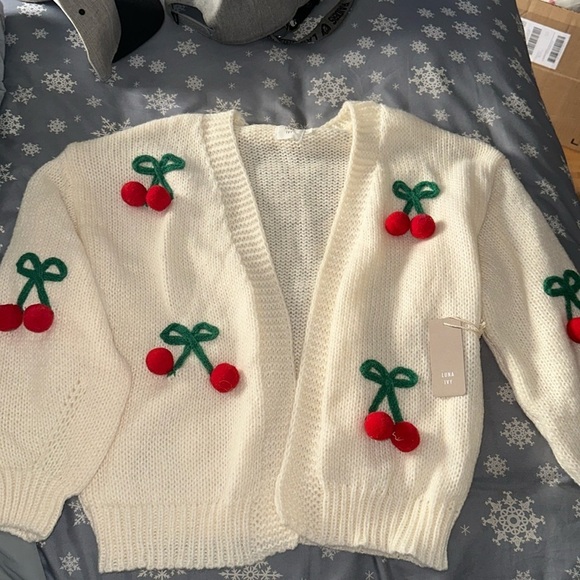 Luna Ivy Sweaters - 🆕 Luna Ivy cherry 🍒 Fruit Cardigan Sweater 🍒🍒